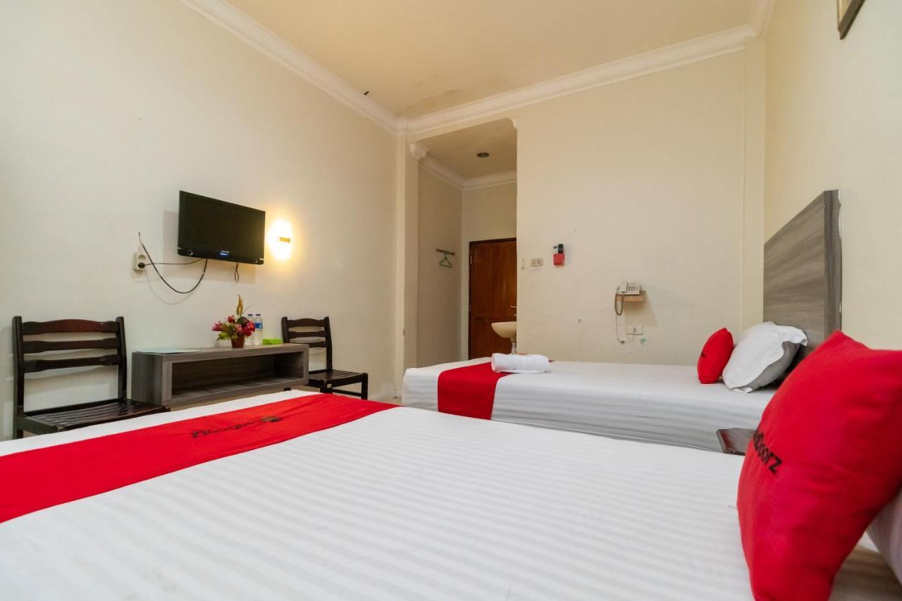Reddoorz @ Pematangsiantar Hotel Exterior photo