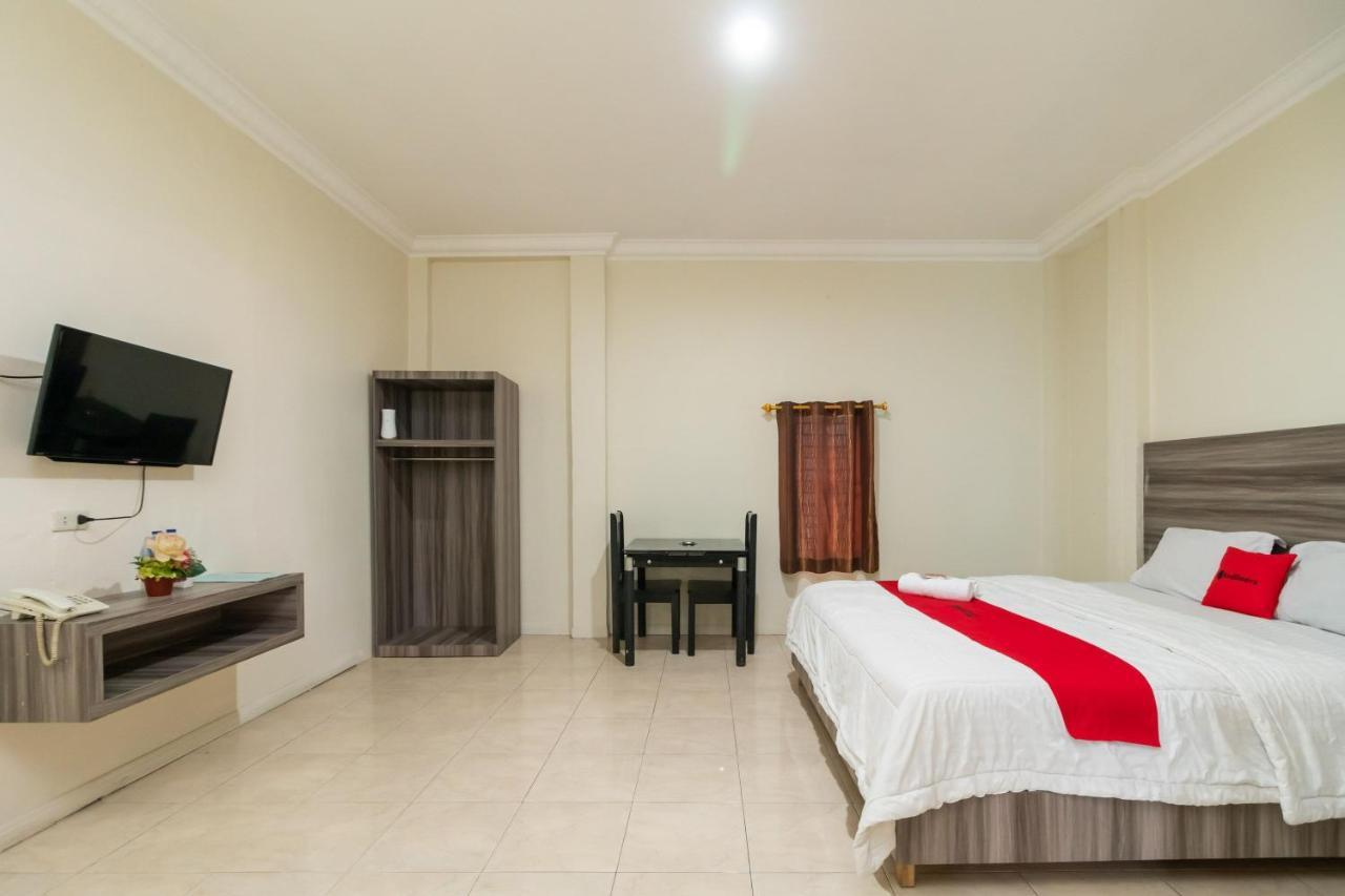 Reddoorz @ Pematangsiantar Hotel Exterior photo